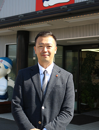 代表取締役 社長 気仙沼徹
