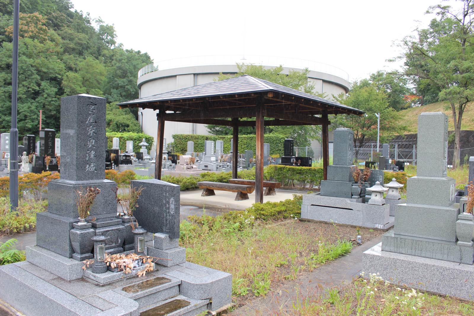 千曲市の有明霊園の駐車場