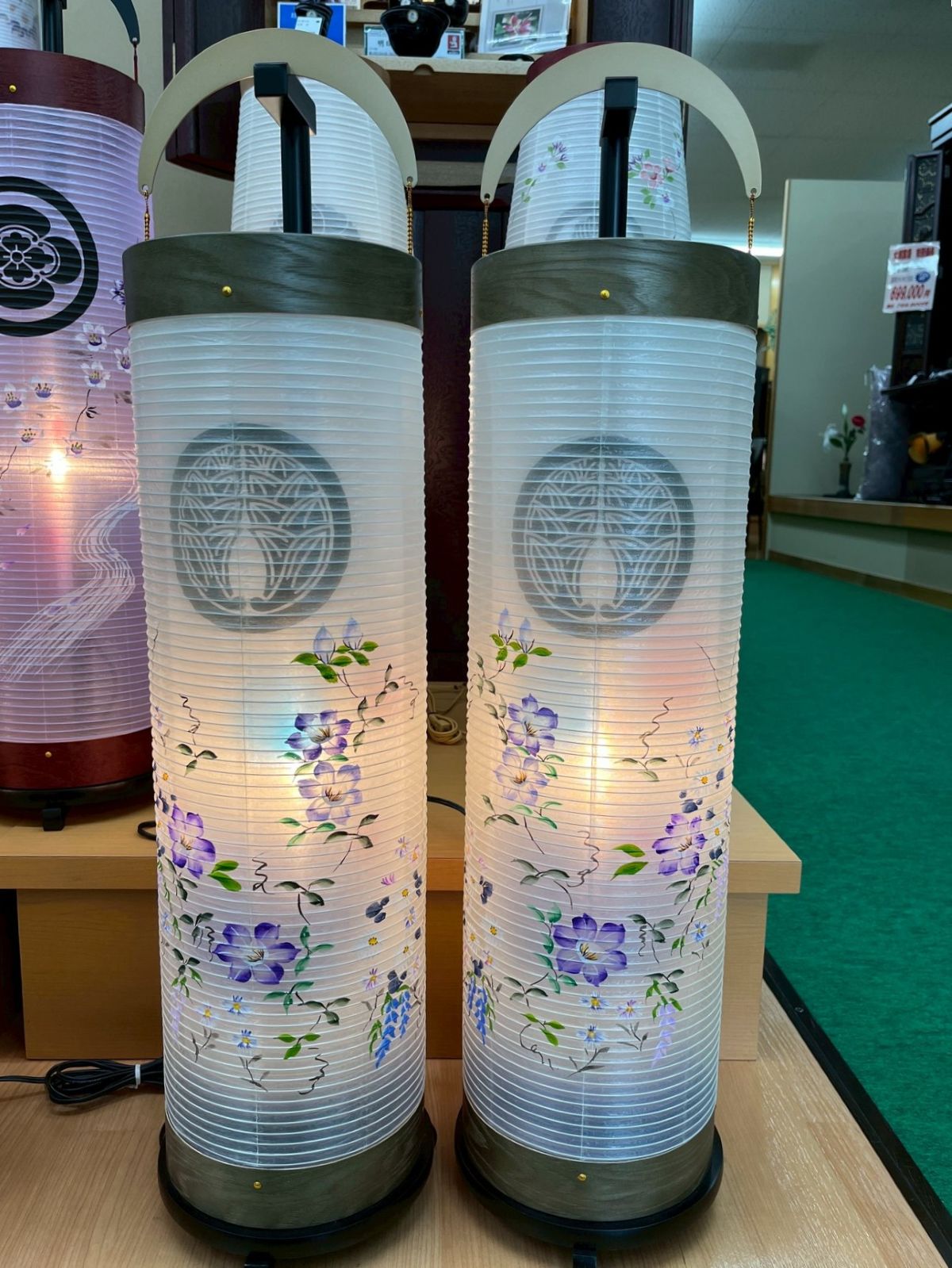 置くタイプの家紋入盆提灯